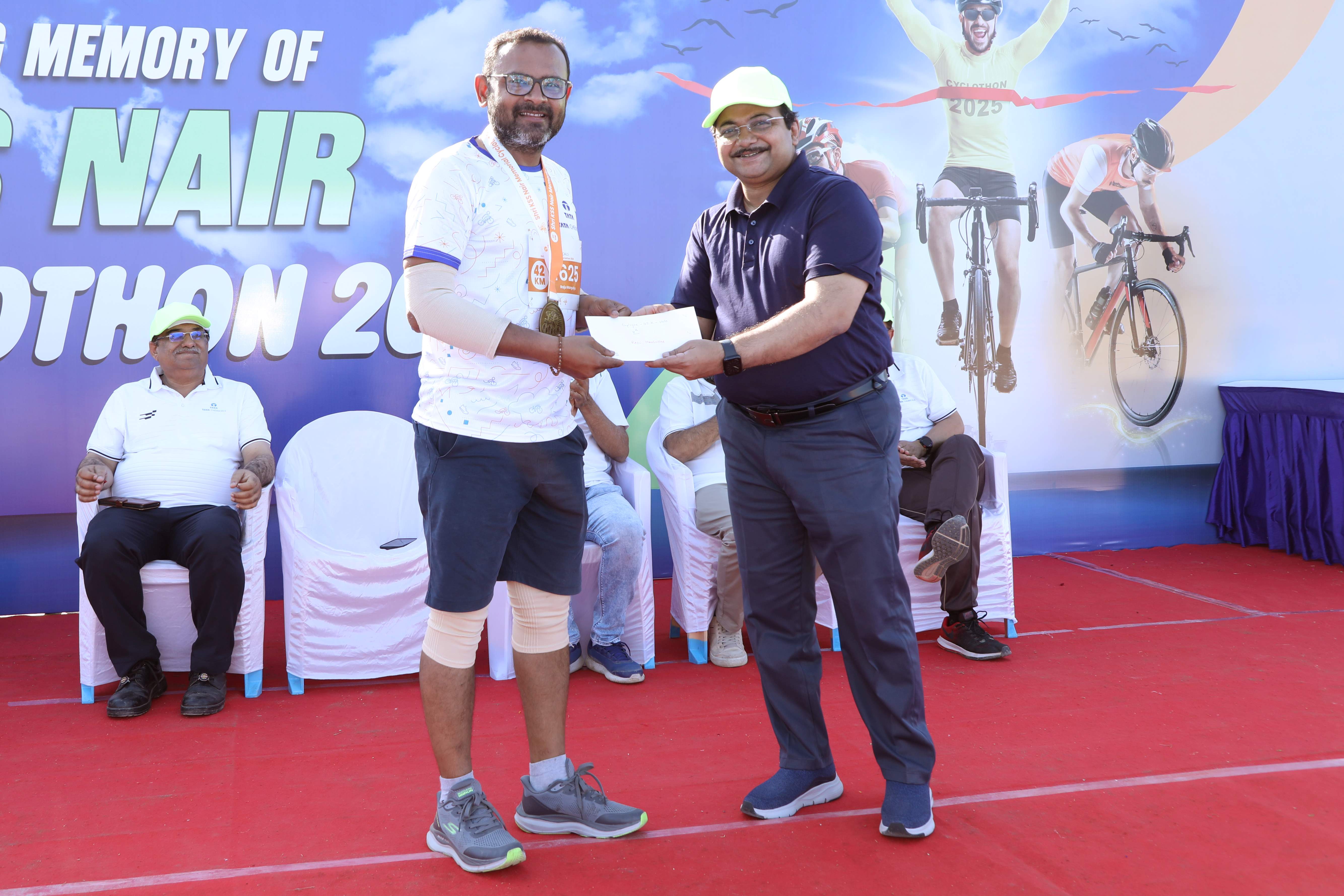 The cyclothon was organized in the Tata Chemicals Township, featuring two race categories: the 42 km Endurance Race and the 14 km Sprint, drawing enthusiastic participants from across the Okhamandal region. Commenced at 6:15 AM IST, the event witnessed an impressive 266 participants, including 147 Tata Chemicals employees, each showing enthusiasm and commitment to health and wellness. All participants received race essentials, including finisher medals, t-shirts, timing bibs, hydration support and a nutritious breakfast, ensuring every cyclist felt celebrated and cared for.