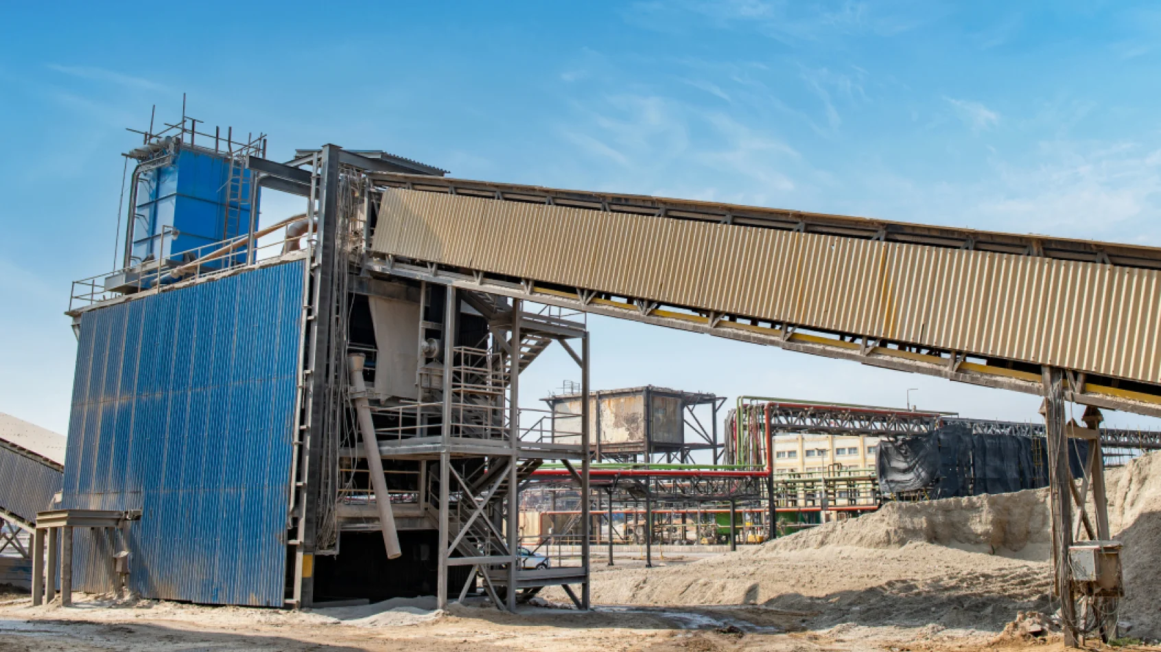 https://www.tatachemicals.com/tata/sites/default/files/2025-01/circular-material.webp